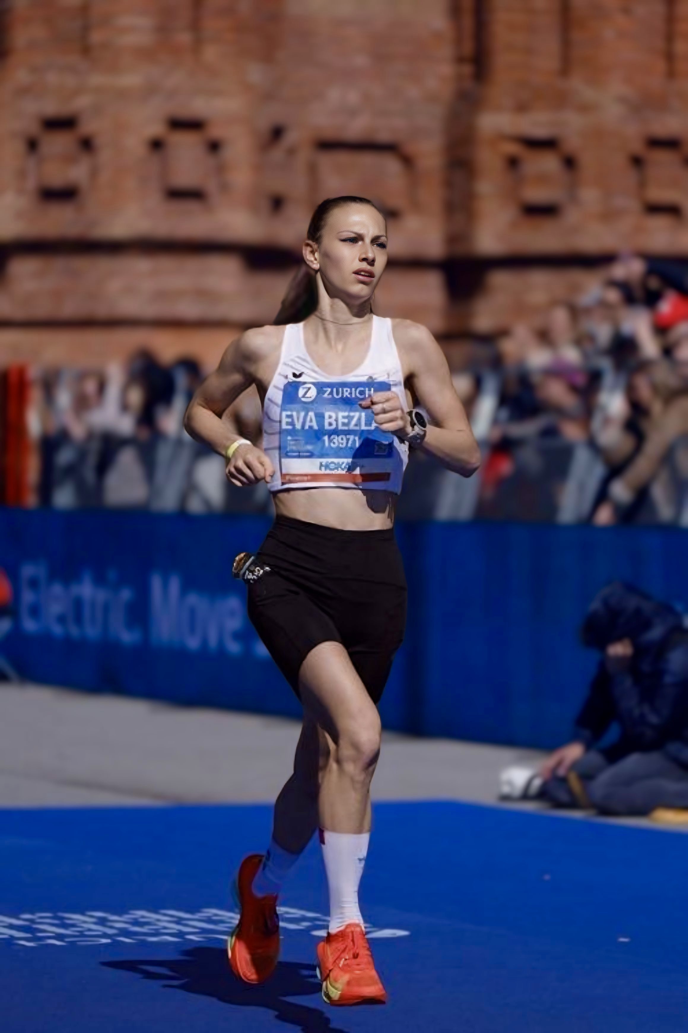 077DDF9E-206D-49D2-A3AD-4ECED58FB09D